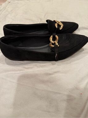 Pointed Black Chain-Trim Women's Ballet Flats